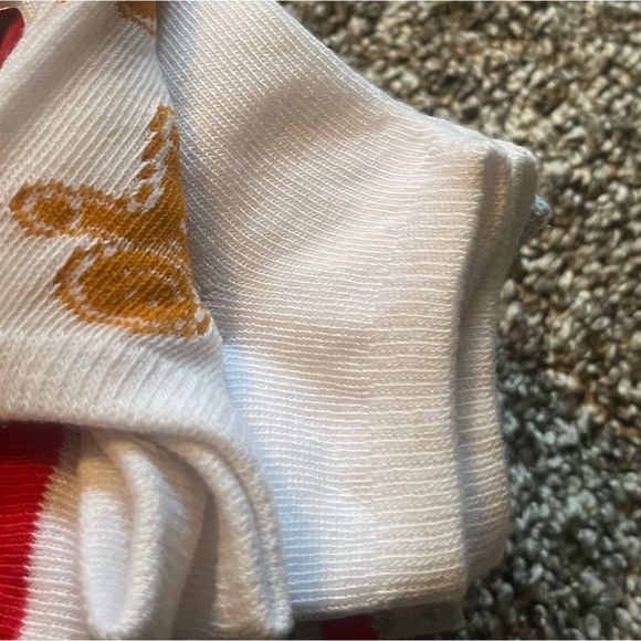 Majesty Brands Set of 10 Pair of No Show Mistle Toes Socks - Fits Sizes 4-10 - Picture 4 of 12